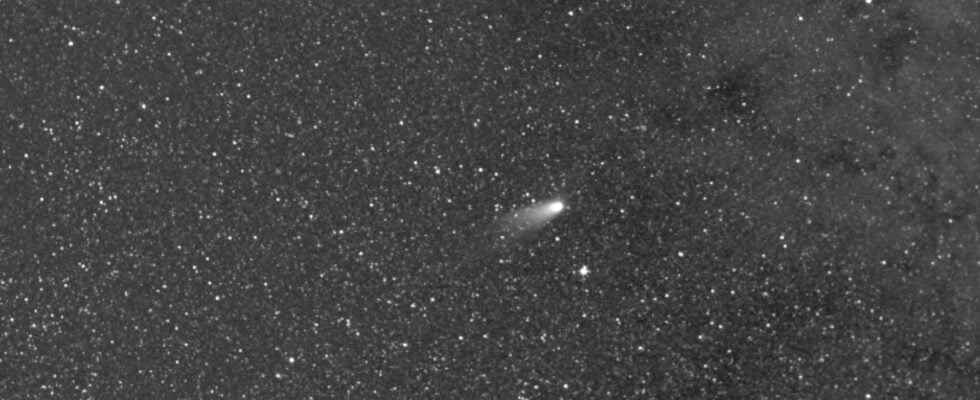 Solar Orbiter space probe films comet Leonards journey through the