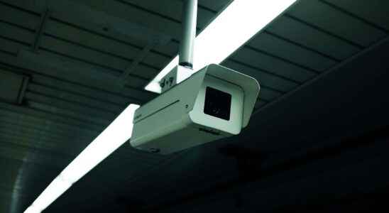 South Korea thousands of cameras and facial recognition to follow