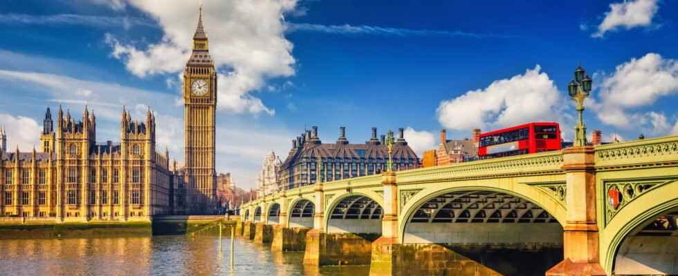 Travel to the United Kingdom negative test mandatory before departure