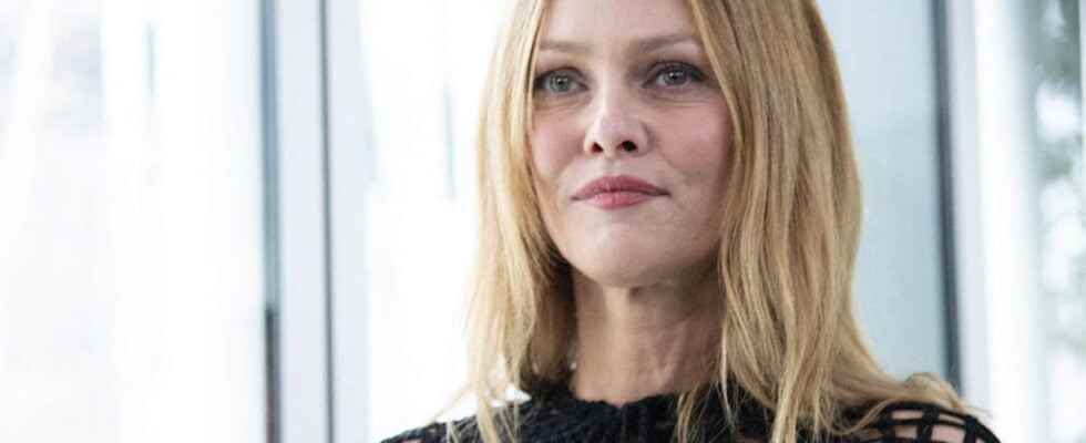 Vanessa Paradis radiant at the Chanel show