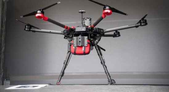 A first in the history of medicine Drone with defibrillator