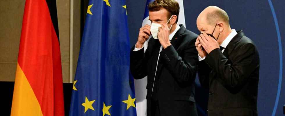 Emmanuel Macron and Olaf Scholz in unison against Russia