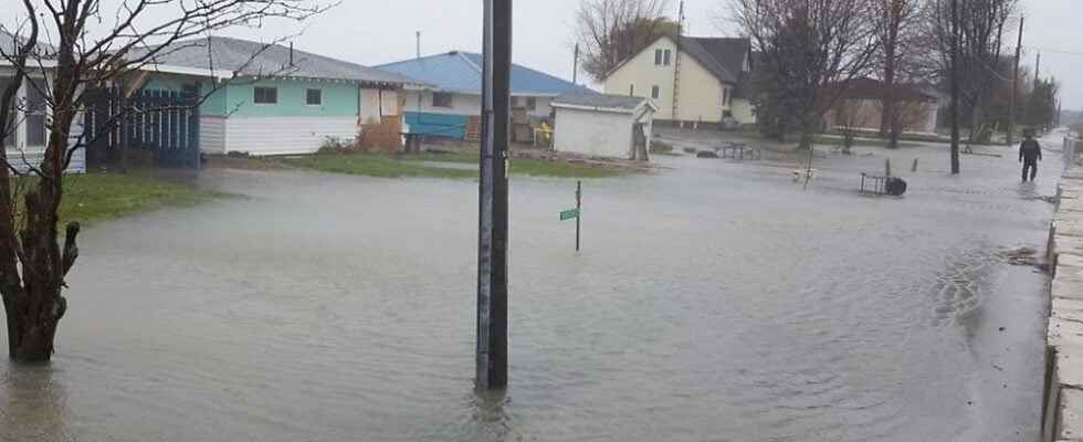 Flood watch issued that includes risk of flooding along Erie