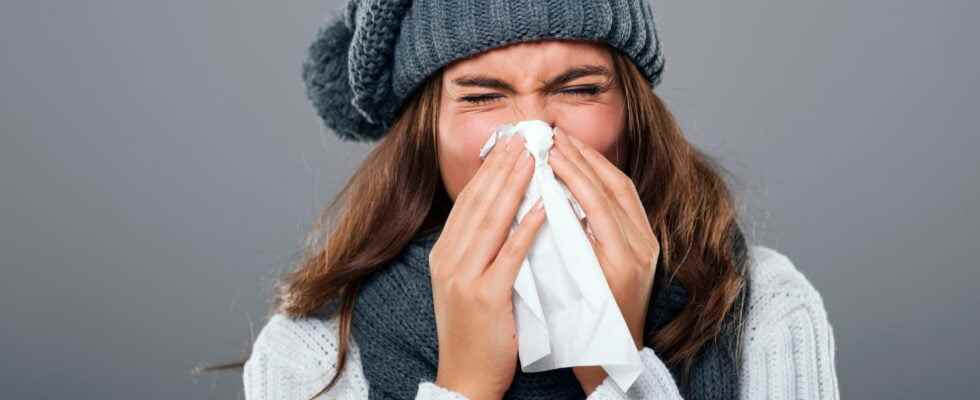 Flu or Covid differences Omicron Delta symptoms