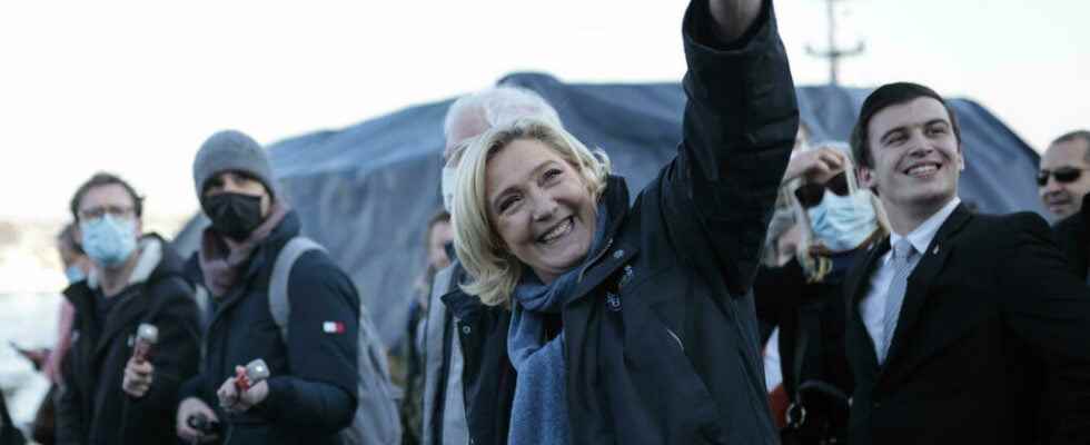 Marine Le Pen in support of fishermen opposed to wind