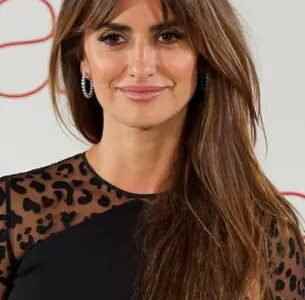 Penelope Cruz her children deprived of screens