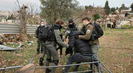 Sheikh Jarrahs Salhiya family in East Jerusalem expelled