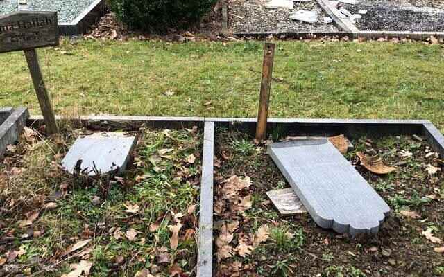 Ugly attack on Muslim cemetery in Germany condemnation from the