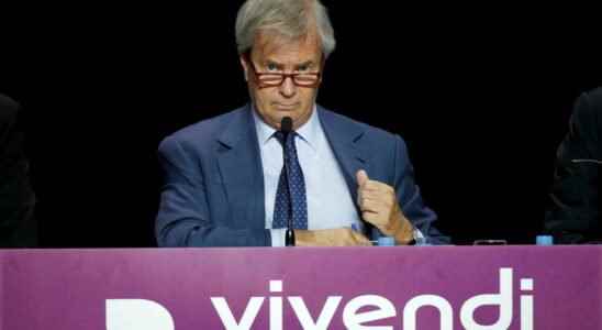 in the Senate Vincent Bollore denies having created the candidate