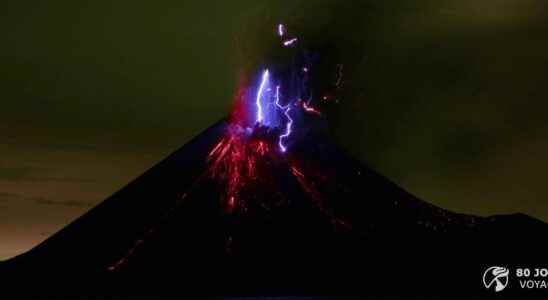 400000 flashes in 6 hours during the eruption of the