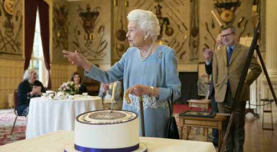 A pudding for the Queen a competition is launched to