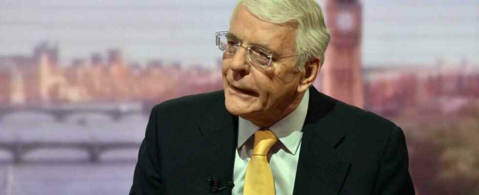 In the UK former Prime Minister John Major tackles Boris