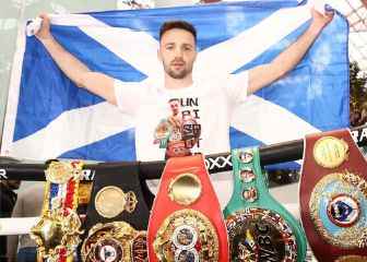 Josh Taylor paperwork before choosing his next step