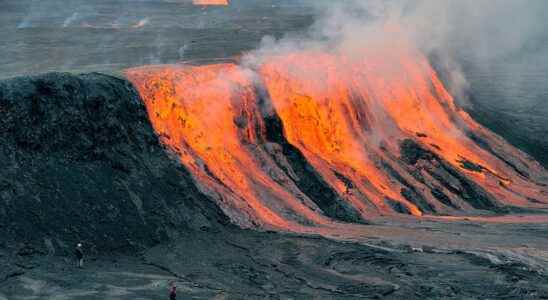 Lava lakes seen by Olivier Grunewald