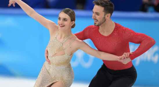 Papadakis Cizeron gold The video of their program