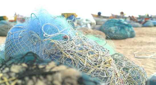 Waste fishing net touch to Samsung Galaxy S22 series