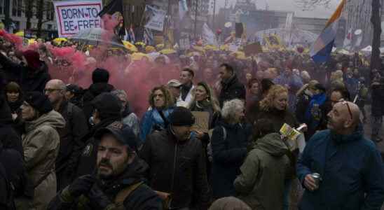 protest in Rotterdam to say no to Covid 19 restrictions