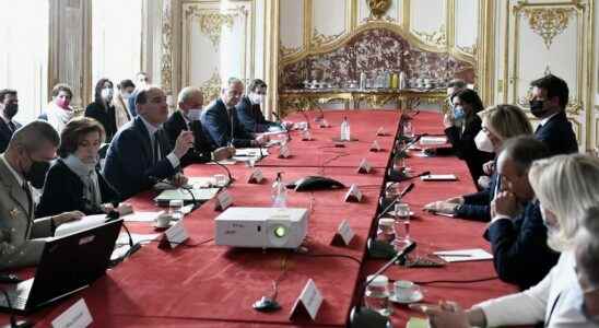 the candidates received at Matignon for a meeting on Ukraine