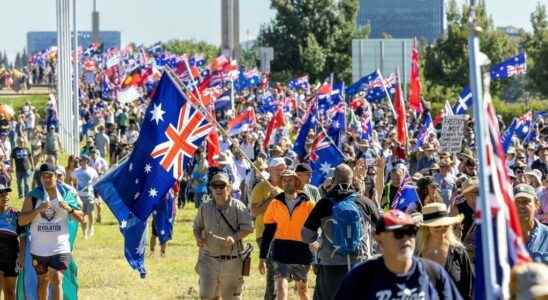 thousands march against compulsory vaccination