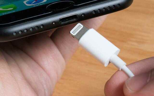 Apple can completely remove the charging port from the iPhone