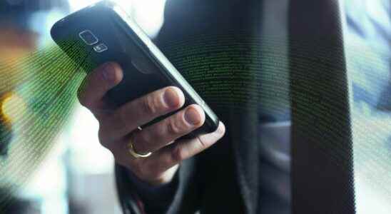 Be careful antiviruses for Android hide malware that steals your