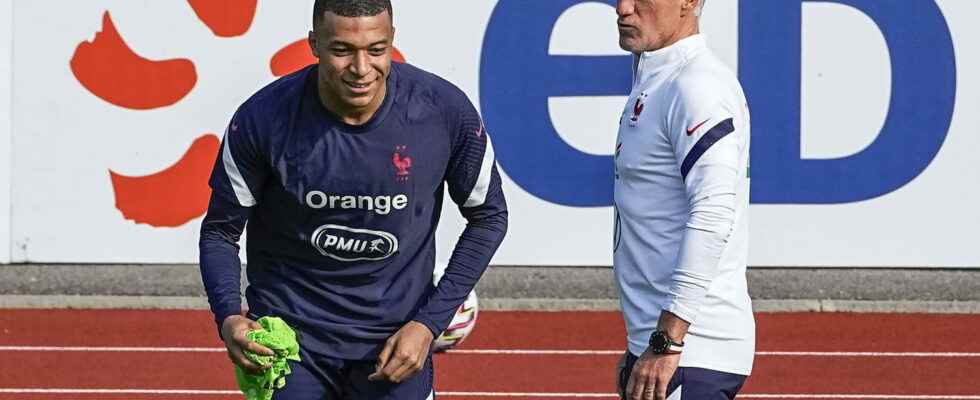 French team Mbappe whistled by the Velodrome