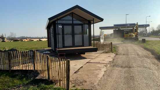 Legacy of Femkes grandfather to tiny houses in Wijk A