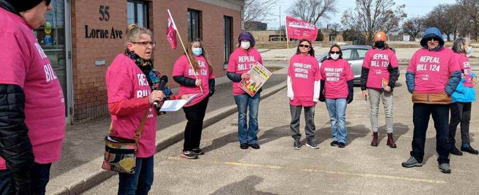 Local hospital and long term care workers renew calls to repeal provinces