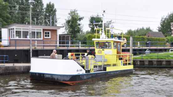 Minister about ferry Nieuwer Ter Aa Maintaining the ferry too