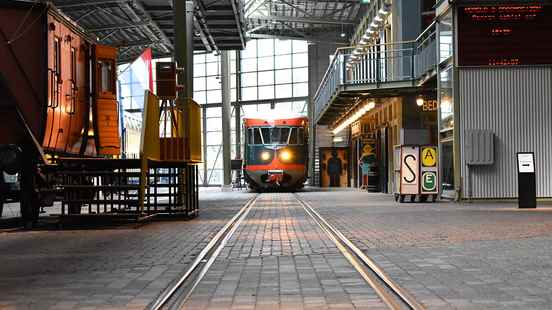 Railway Museum is looking for female mail sorters from the