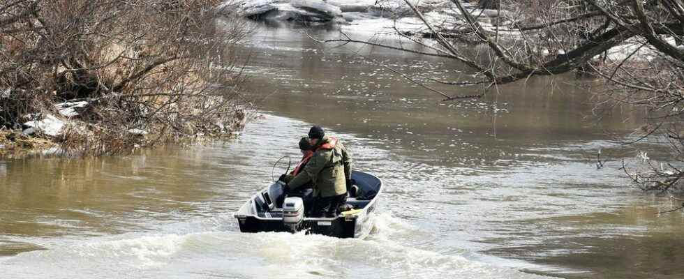 Search for girl who fell through ice near Mitchell passes