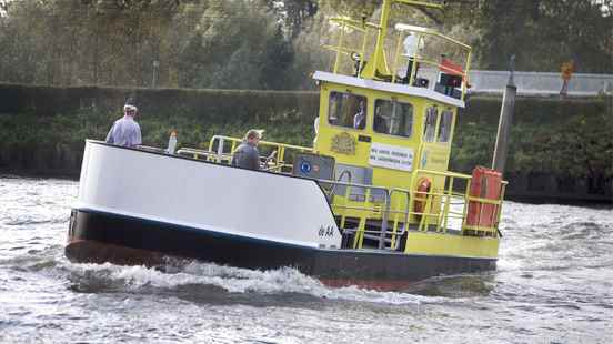 Signature campaign for ferry at Nieuwer ter Aa