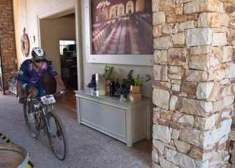 The 2022 Cape Epic visits a wine farm