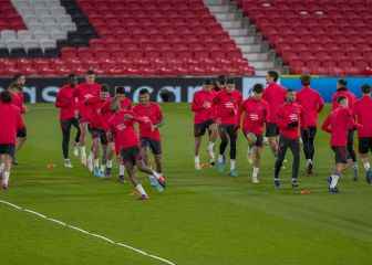 Training with rain and with Kondogbia Gimenez and Hermoso