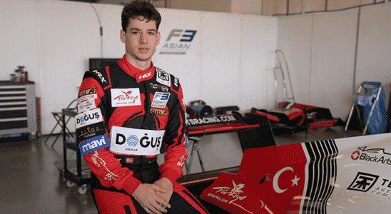 Turkish pilot Cem Bolukbasi opens the Formula 2 season