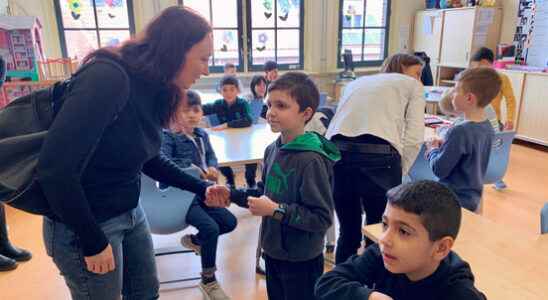 Ukrainian children are taught together at the Utrecht Language School