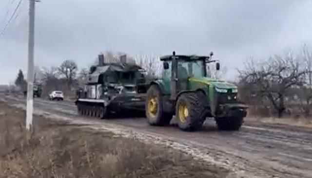 last minute Russian soldiers left Ukrainian farmer pulled with