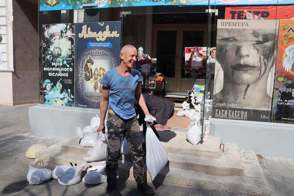 1650292592 99 War in Ukraine Oleg Husarenko the frontline dancer