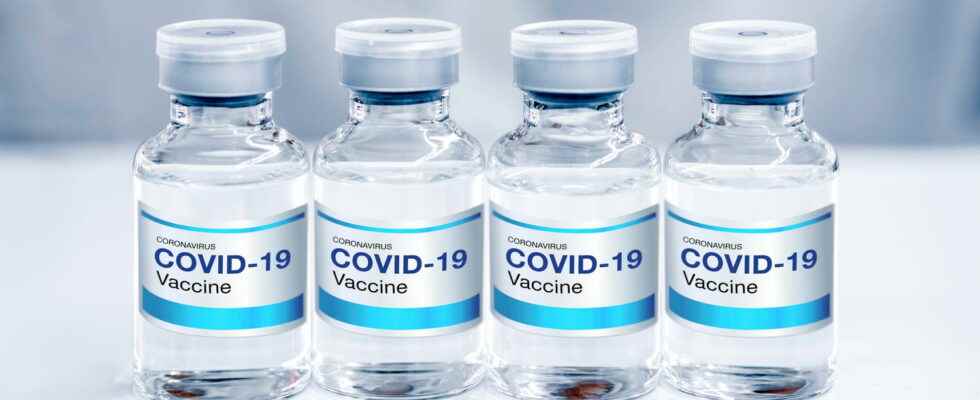 4th dose Covid vaccine France recommendations for whom