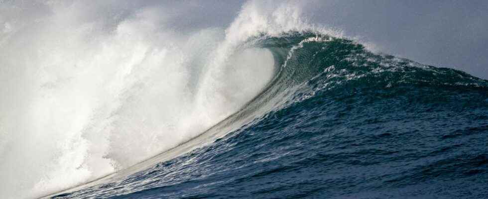 A mega tsunami forced people in Chile away from the coast