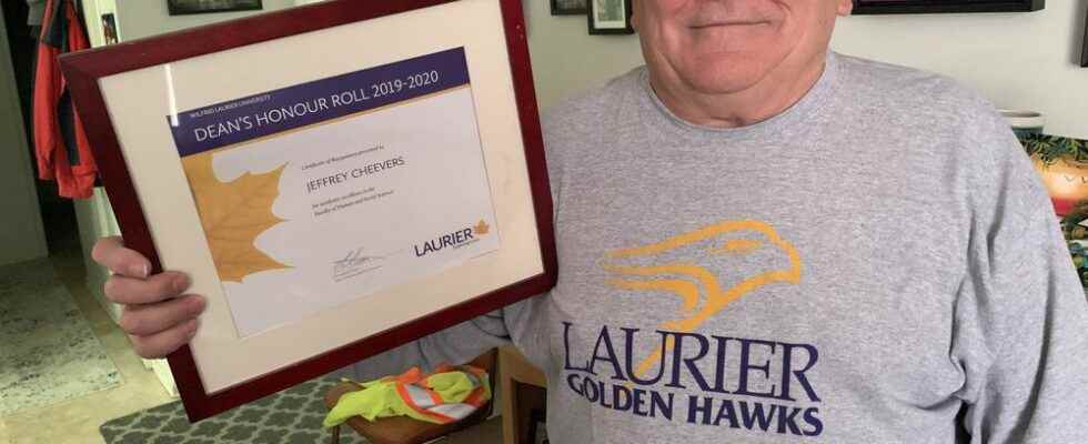 Brantford senior earns degree at Laurier