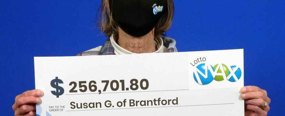 Brantford woman wins almost 257K