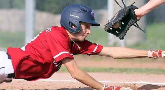 Chatham Daily News sports reporter wins provincial photography award