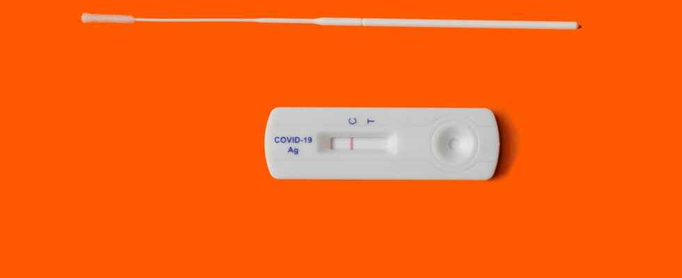 Covid isolation rules Ameli positive contact case duration