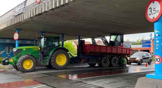 For the umpteenth time vehicle gets stuck under viaduct in