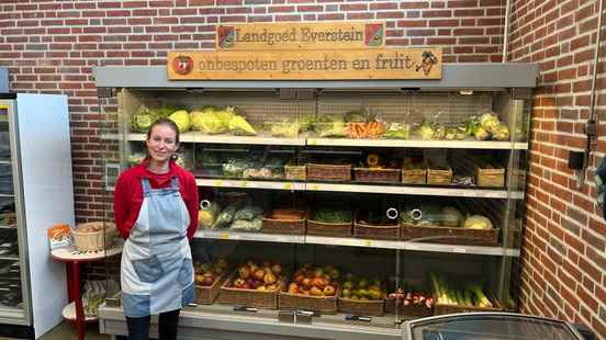 How the organic neighborhood store in Everdingen bravely keeps prices