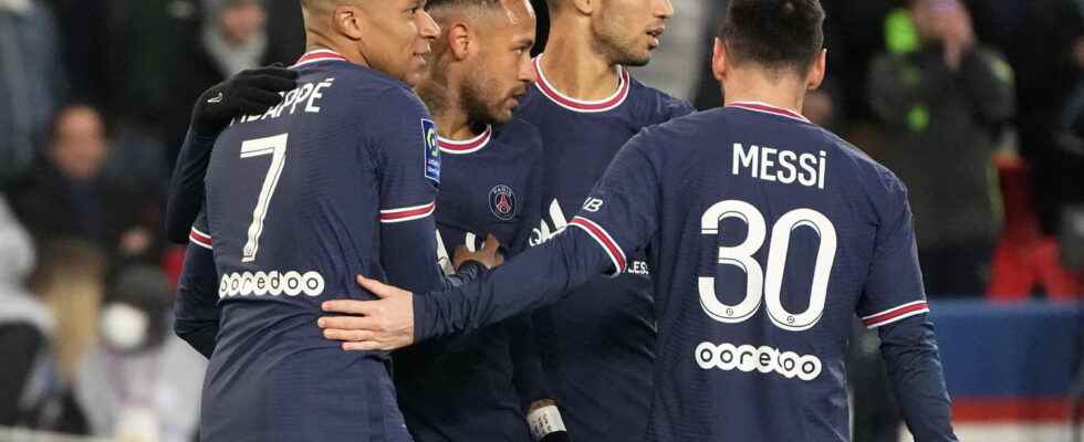 PSG Lorient Mbappe delights and Paris is reassured the