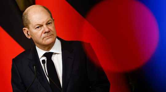 Scholz the German chancellor at the head of an unprecedented