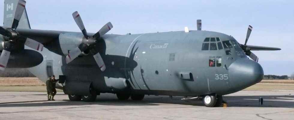 Searchers back in sky but missing plane still not found