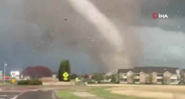 The USA was hit by a tornado Thousands of people